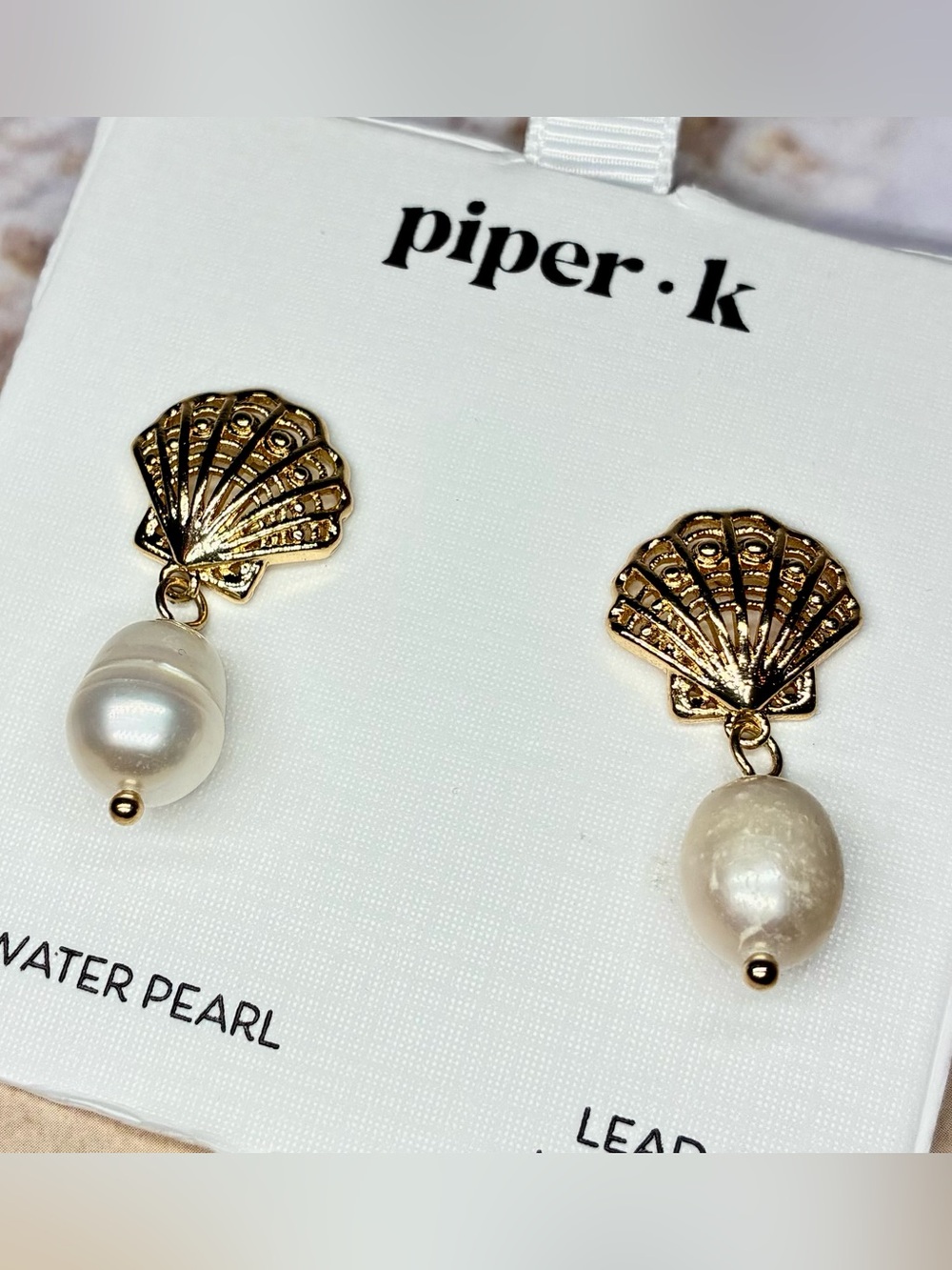 Piper k Gold Shell Freshwater Pearl Drop Earrings NEW - Picture 3 of 4